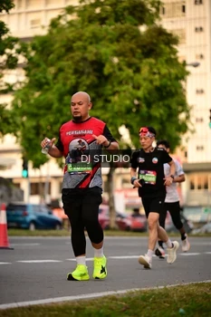 Runner Photo 4125545