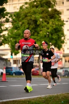 Runner Photo 4125548