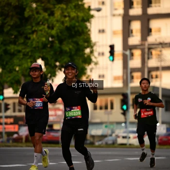 Runner Photo 4125565