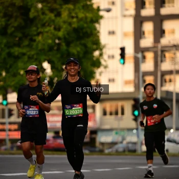 Runner Photo 4125575