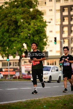 Runner Photo 4125590