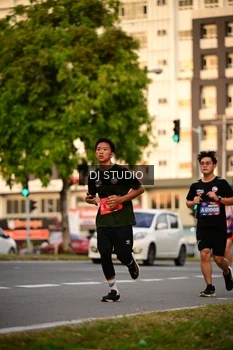 Runner Photo 4125591