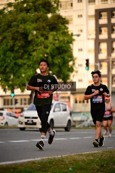 Runner Photo 4125595