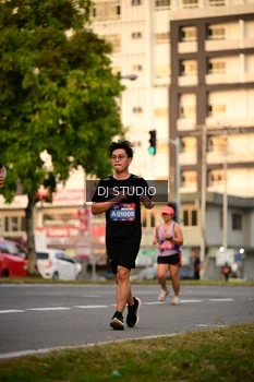 Runner Photo 4125599