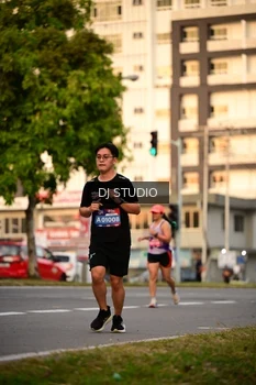 Runner Photo 4125603