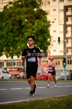 Runner Photo 4125610