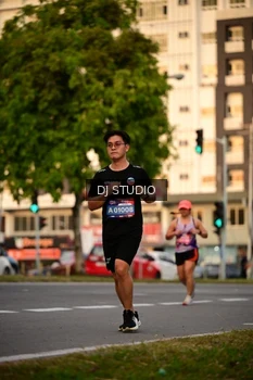 Runner Photo 4125616
