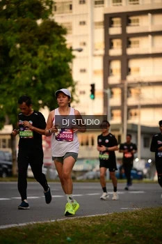 Runner Photo 4125637