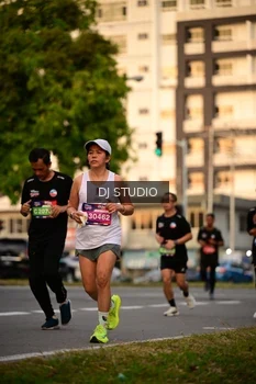 Runner Photo 4125639