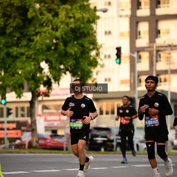 Runner Photo 4125645