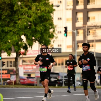 Runner Photo 4125648