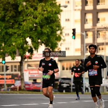 Runner Photo 4125651