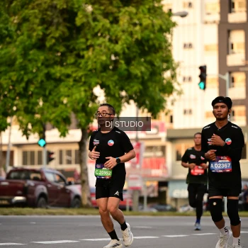 Runner Photo 4125658