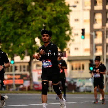 Runner Photo 4125664