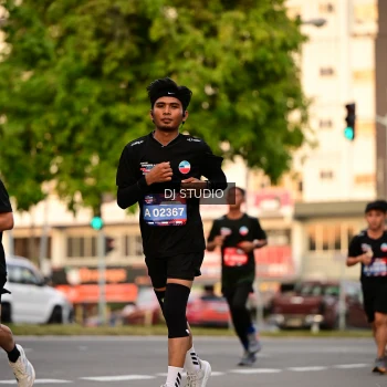 Runner Photo 4125675