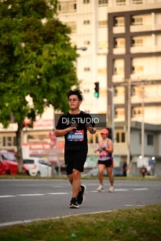 Runner Photo 4125704