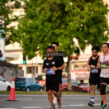 Runner Photo 4125709