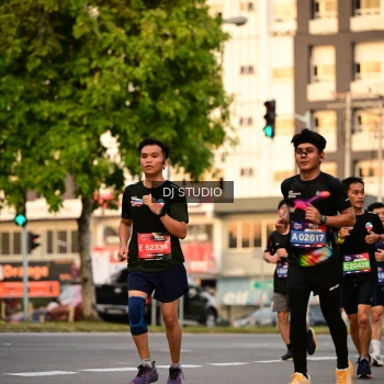 Runner Photo 4125743