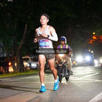 Runner Photo 4125756