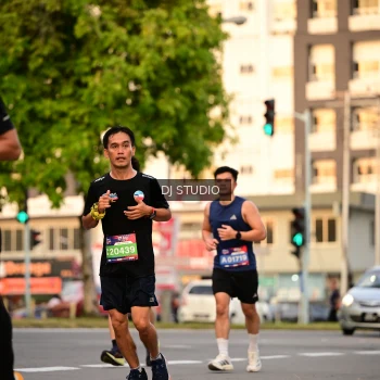 Runner Photo 4125764