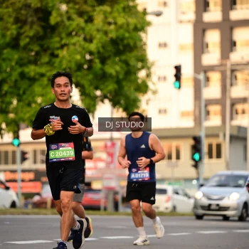 Runner Photo 4125770