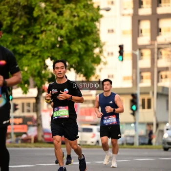 Runner Photo 4125774
