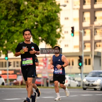 Runner Photo 4125775