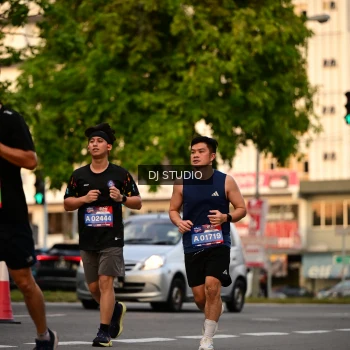 Runner Photo 4125791
