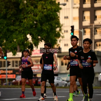 Runner Photo 4125817