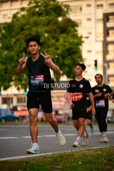 Runner Photo 4125857