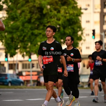 Runner Photo 4125874