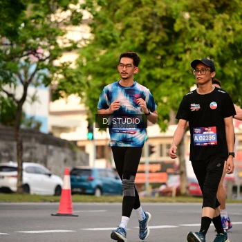 Runner Photo 4125900