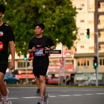 Runner Photo 4125910