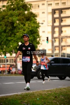 Runner Photo 4125913