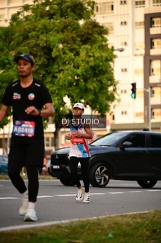 Runner Photo 4125916