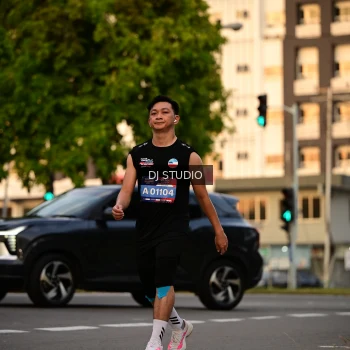 Runner Photo 4125936