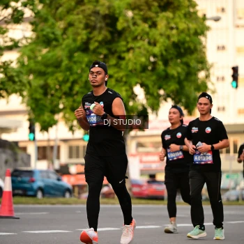 Runner Photo 4125988
