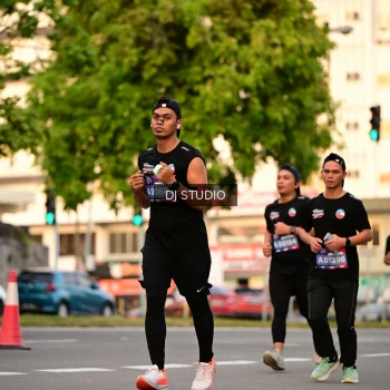 Runner Photo 4125991