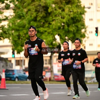 Runner Photo 4125996