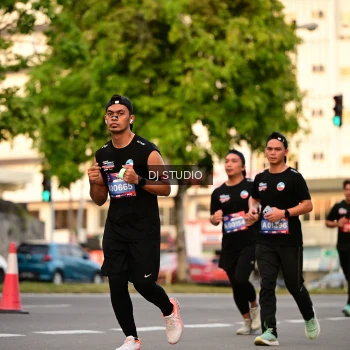 Runner Photo 4125997