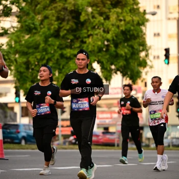 Runner Photo 4126003