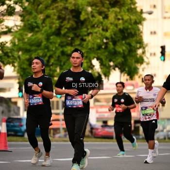 Runner Photo 4126004