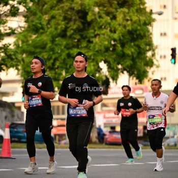 Runner Photo 4126006