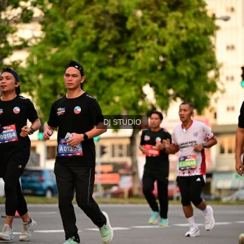 Runner Photo 4126013