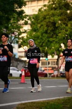 Runner Photo 4126093