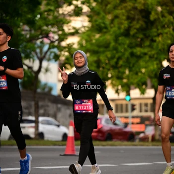 Runner Photo 4126095