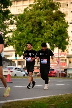 Runner Photo 4126115