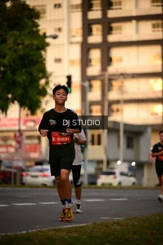 Runner Photo 4126204