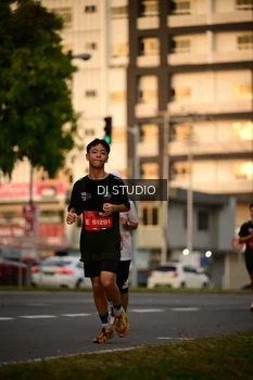 Runner Photo 4126214