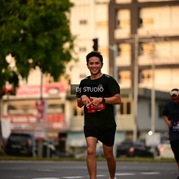 Runner Photo 4126224